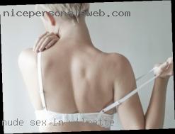 nude sex in Wilmette girls treat