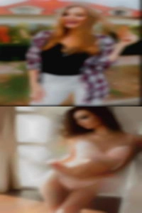 Mikzzo23 in naked woman